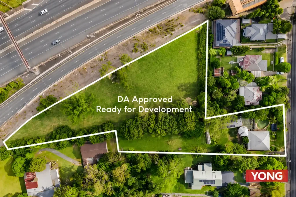 Redbank Mixed Development